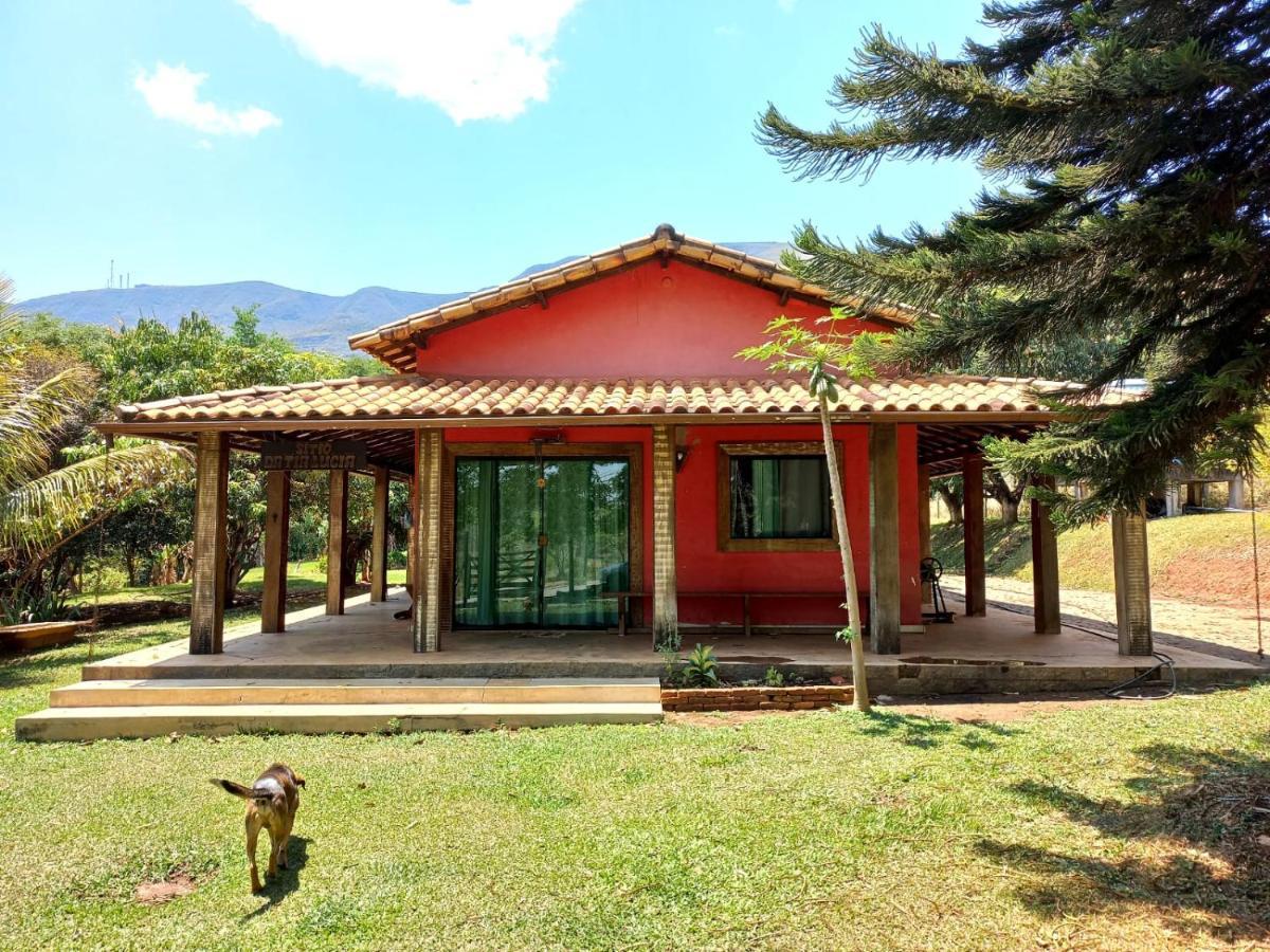 Villa Sitio Da Tia Lucia Perto Da Montanha Brumadinho Exterior foto